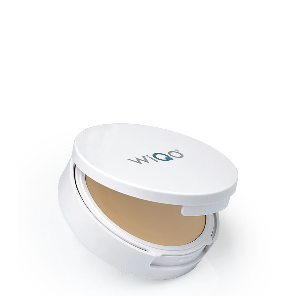 ICP Compact Coloured Cream SPF 50 - Light WIQo 